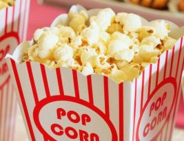 How to Plan an Unforgettable Family Movie Night?